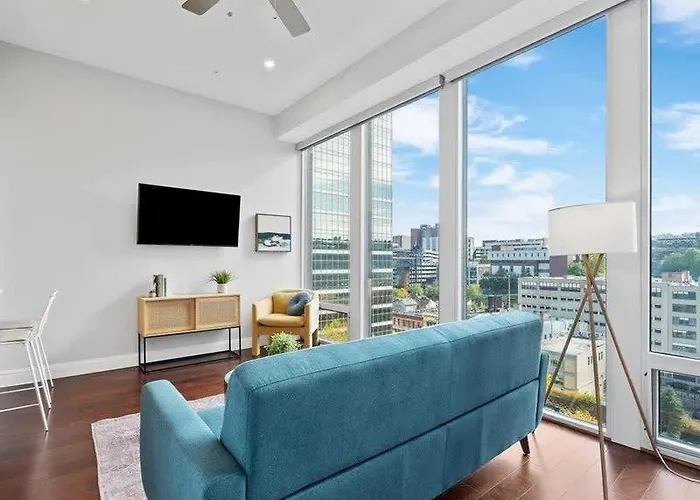 Cozysuites Roomy 1br, Ppg Paints Arena, Pitts *