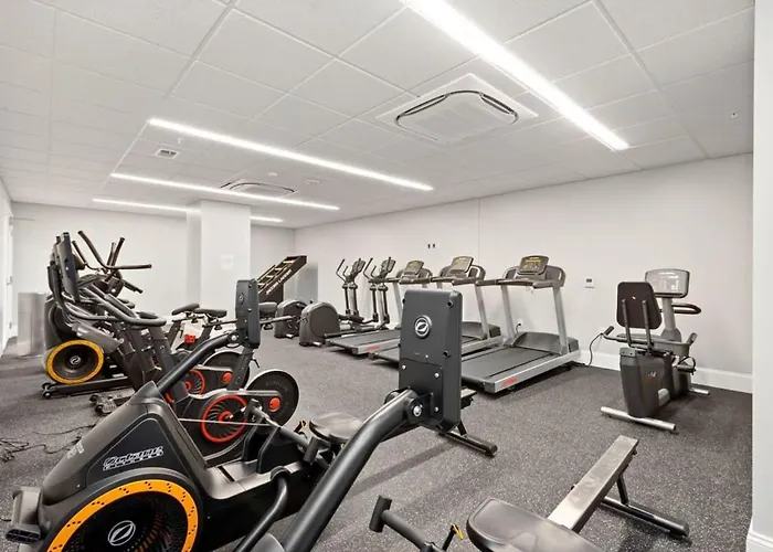 Cozysuites Roomy 1br, Ppg Paints Arena, Pitts Pittsburgh