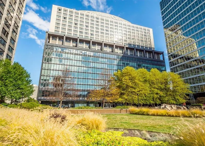 Apartment Cozysuites Roomy 1br, Ppg Paints Arena, Pitts Pittsburgh